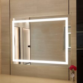 High Quality Lighted Mirror